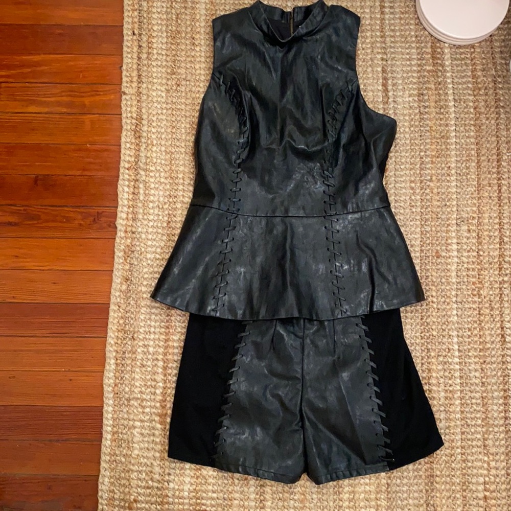 Adorable leather set!